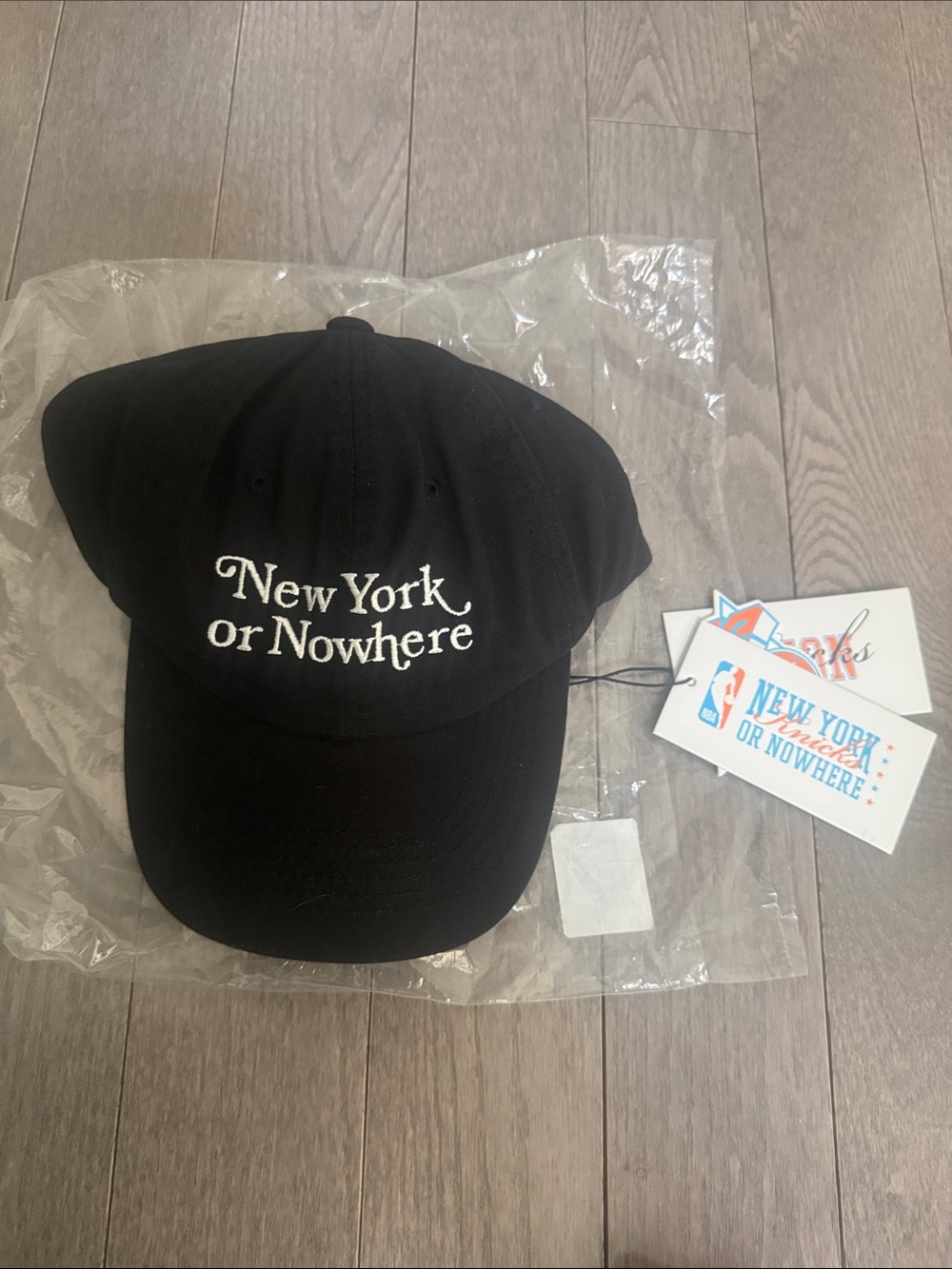 Unisex NYON x NY Knicks black cap BNWT